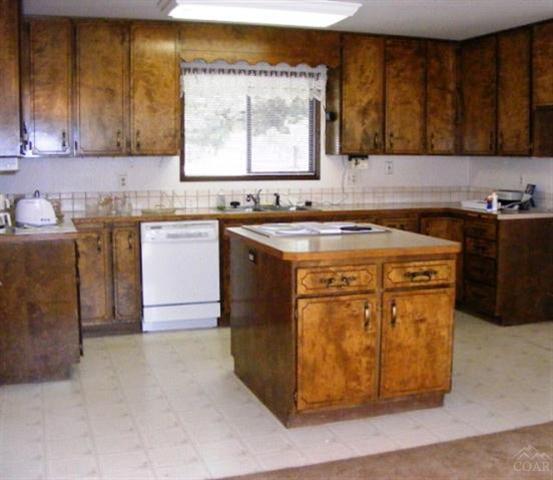 1966 Southeast Dussault Road Madras, OR 97741 - Photo 8 of 15 Large Kitchen offers a built in cook top