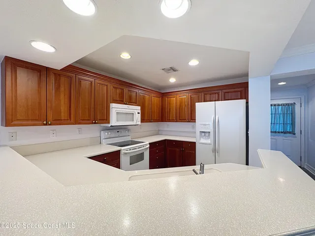 $2,200 | 2464 Hemingway Lane, Unit 102, Merritt Island, FL 32953