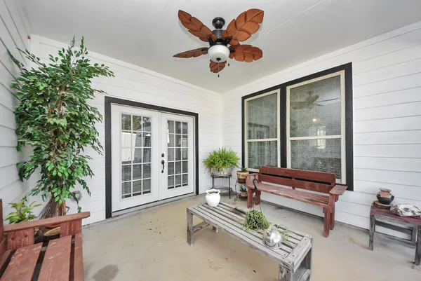 $350,000 | 213 Newman Court, Conroe, TX 77303