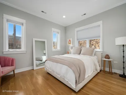 $875,000 | 2143 North Racine Avenue, Unit 2, Chicago, IL 60614
