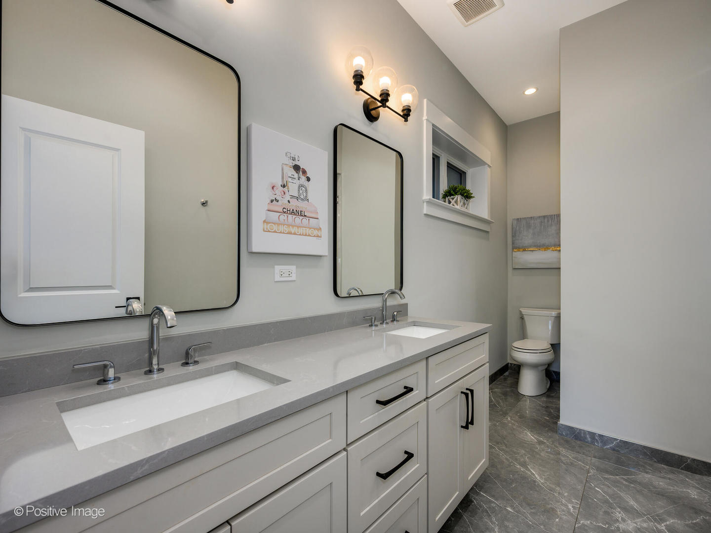 2143 North Racine Avenue, Unit 2 Chicago, IL 60614 - Photo 14 of 19