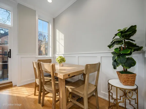 $875,000 | 2143 North Racine Avenue, Unit 2, Chicago, IL 60614