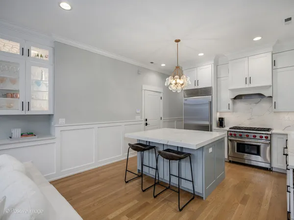 $875,000 | 2143 North Racine Avenue, Unit 2, Chicago, IL 60614