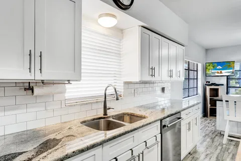 $459,000 | 10306 Greentrail Drive North, Boynton Beach, FL 33436