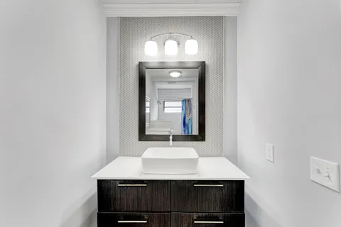 $459,000 | 10306 Greentrail Drive North, Boynton Beach, FL 33436