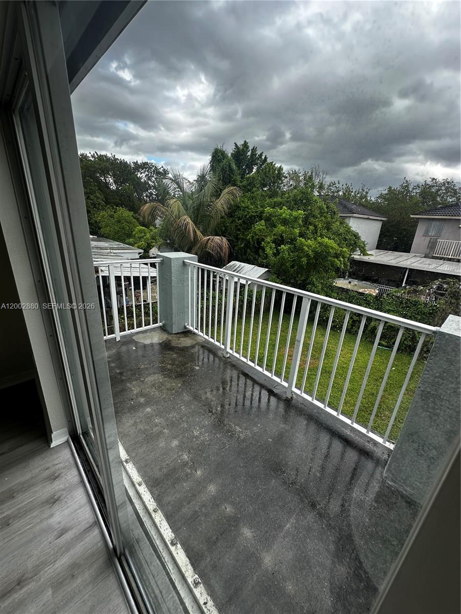 26323 Southwest 135th Place, Unit 26323 Homestead, FL 33032 - Photo 12 of 40