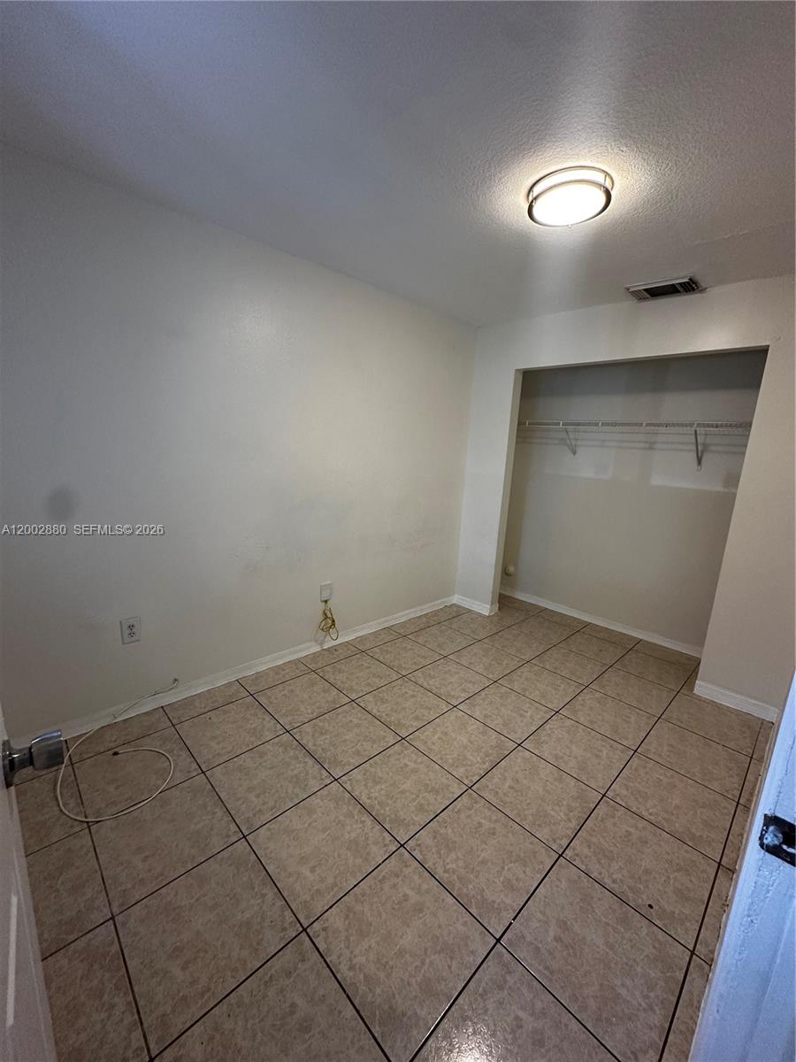 26323 Southwest 135th Place, Unit 26323 Homestead, FL 33032 - Photo 32 of 40