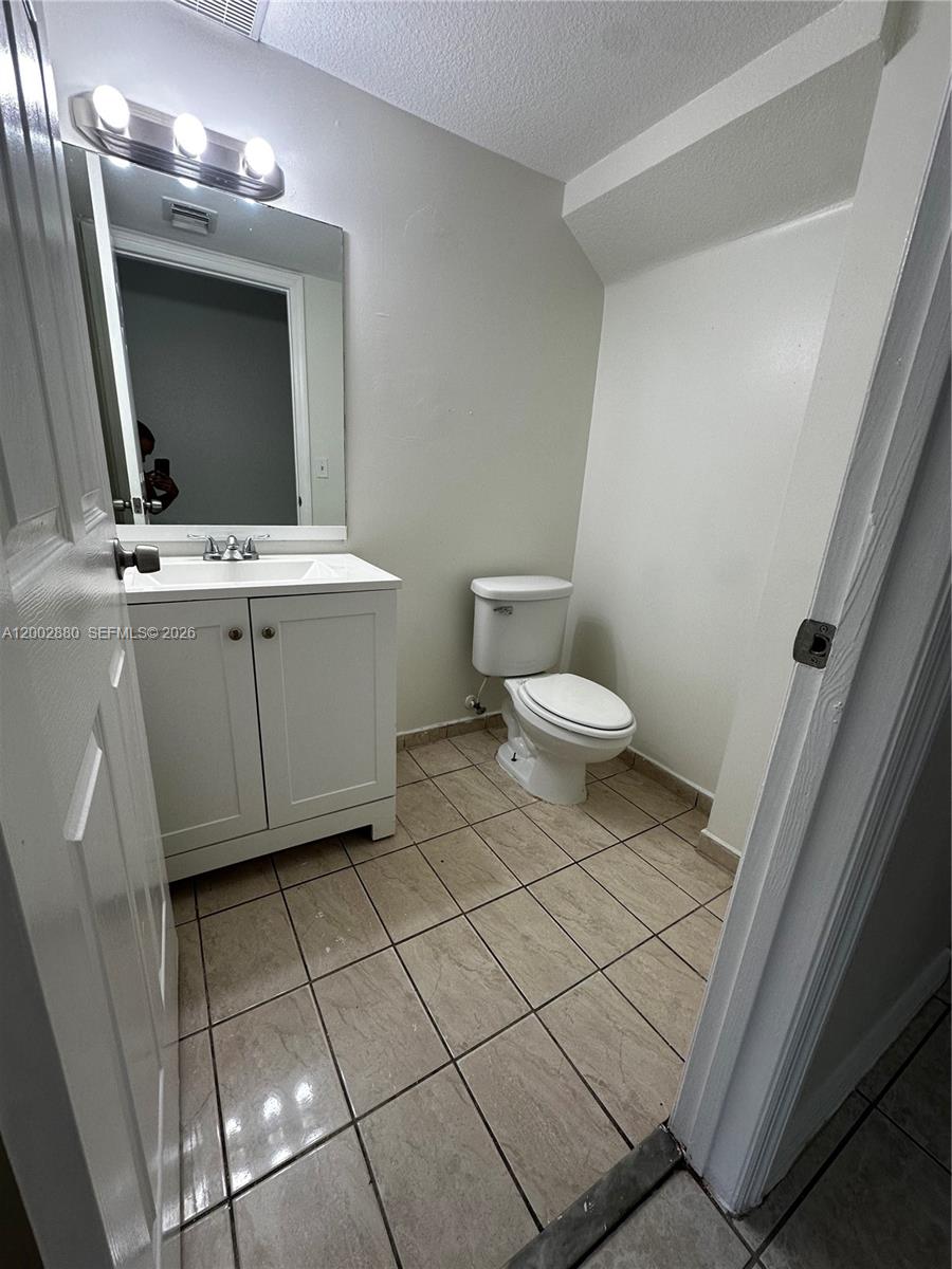 26323 Southwest 135th Place, Unit 26323 Homestead, FL 33032 - Photo 35 of 40