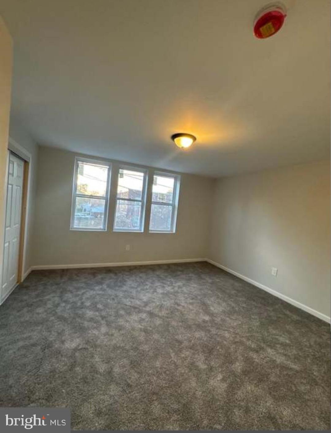 1606 Pershing Street Camden, NJ 08104 - Photo 7 of 9