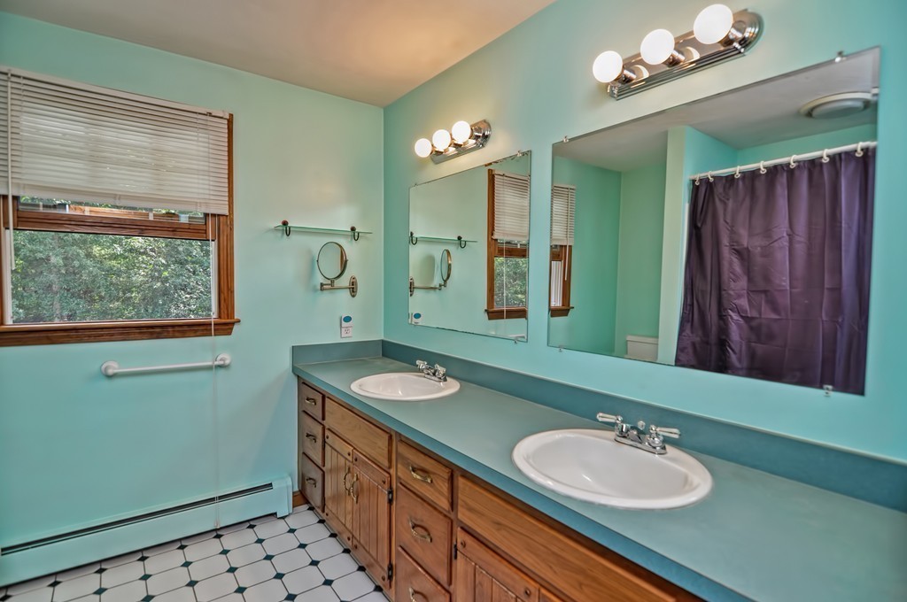 13 King Philip Road Franklin, MA 02038 - Photo 25 of 30 Gallery Image 25