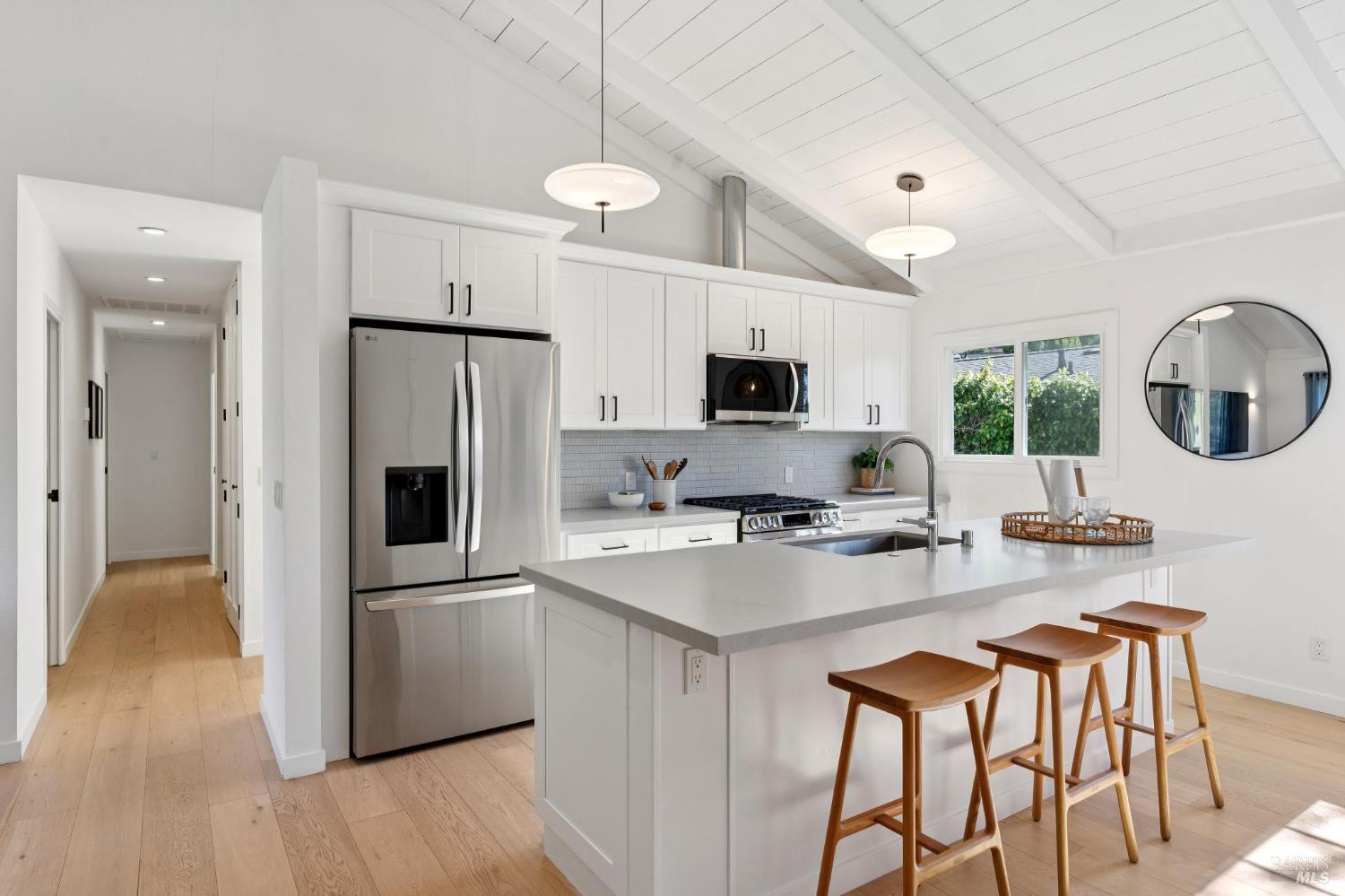 38 Villa Avenue San Rafael, CA 94901 - Photo 12 of 48