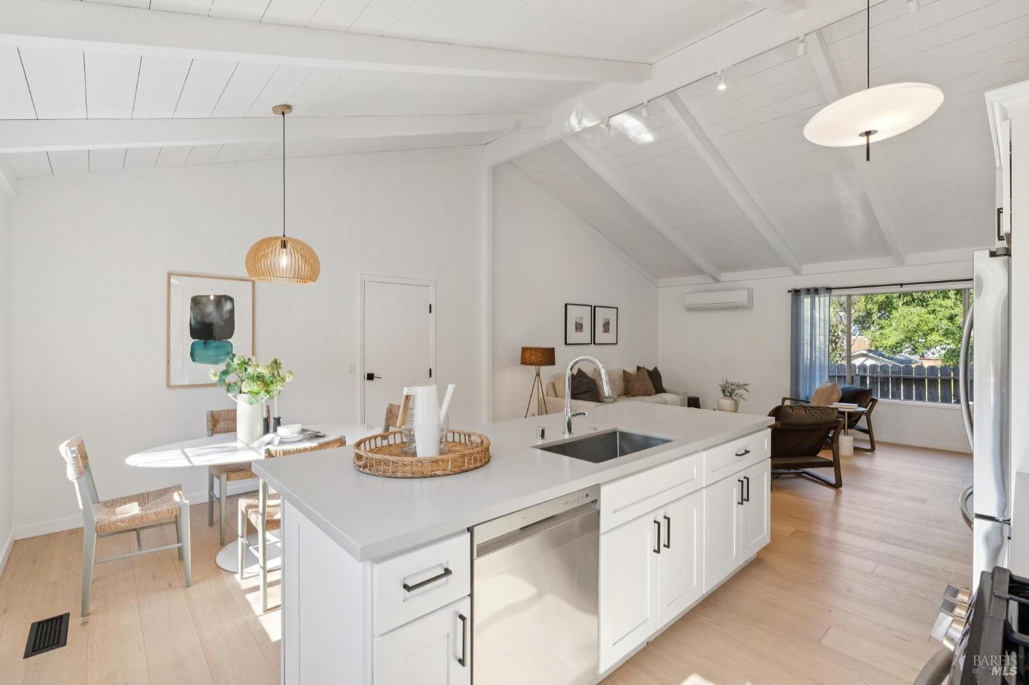 38 Villa Avenue San Rafael, CA 94901 - Photo 15 of 48