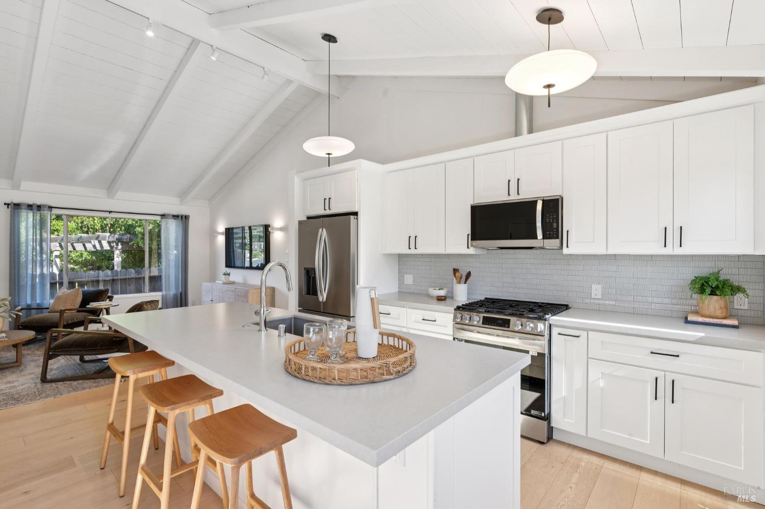 38 Villa Avenue San Rafael, CA 94901 - Photo 20 of 48