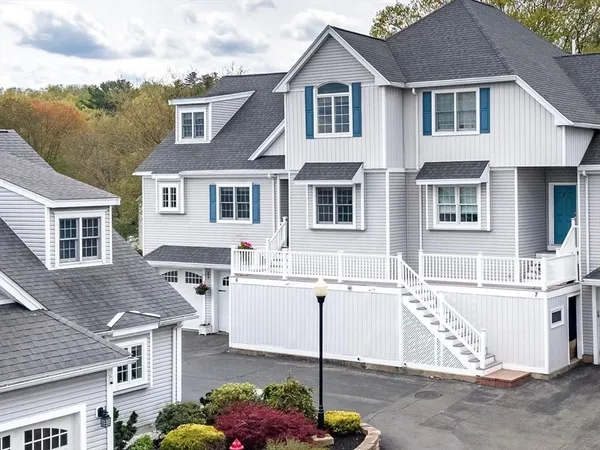 $939,900 | 597 Main Street, Unit B6, Stoneham, MA 02180