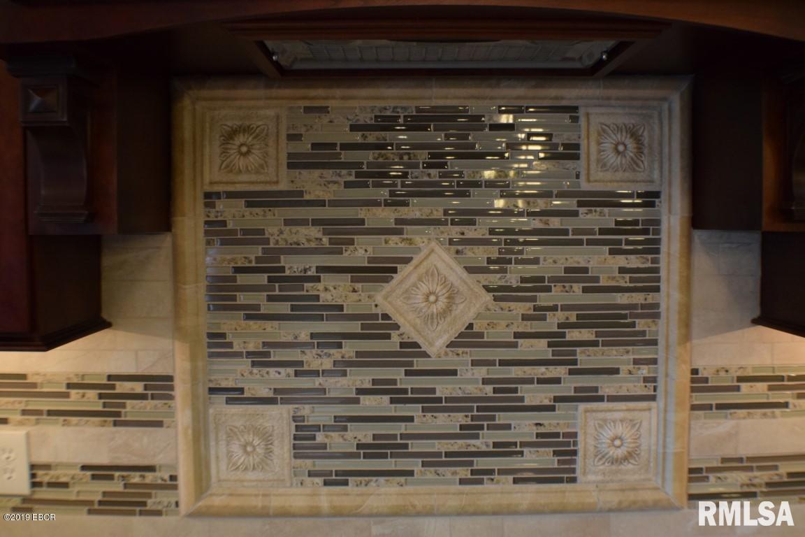 265 Falcon Road Carbondale, IL 62902 - Photo 10 of 50 Gallery Image 10