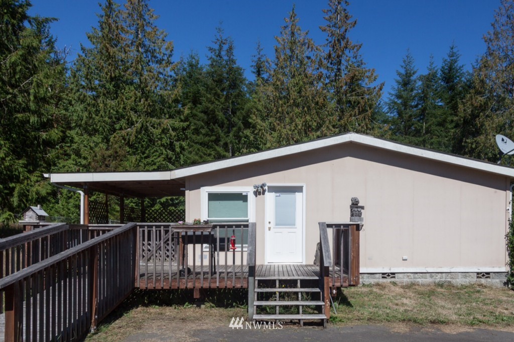 5708 Southeast Alpine Road Olalla, WA 98359 - Photo 2 of 21 Gallery Image 2