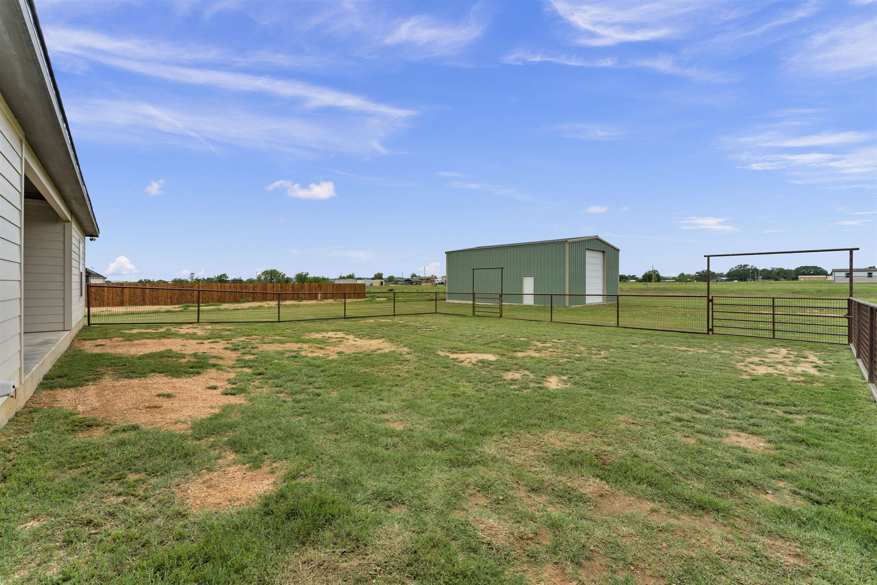 494 Johnson Road Mason, TX 76856 - Photo 22 of 28 a view of an ocean from a building