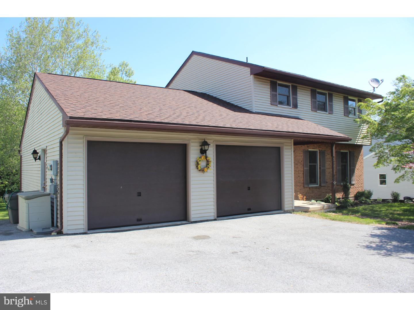 339 Parkview Road Reading, PA 19606 - Photo 1 of 25 Gallery Image 1