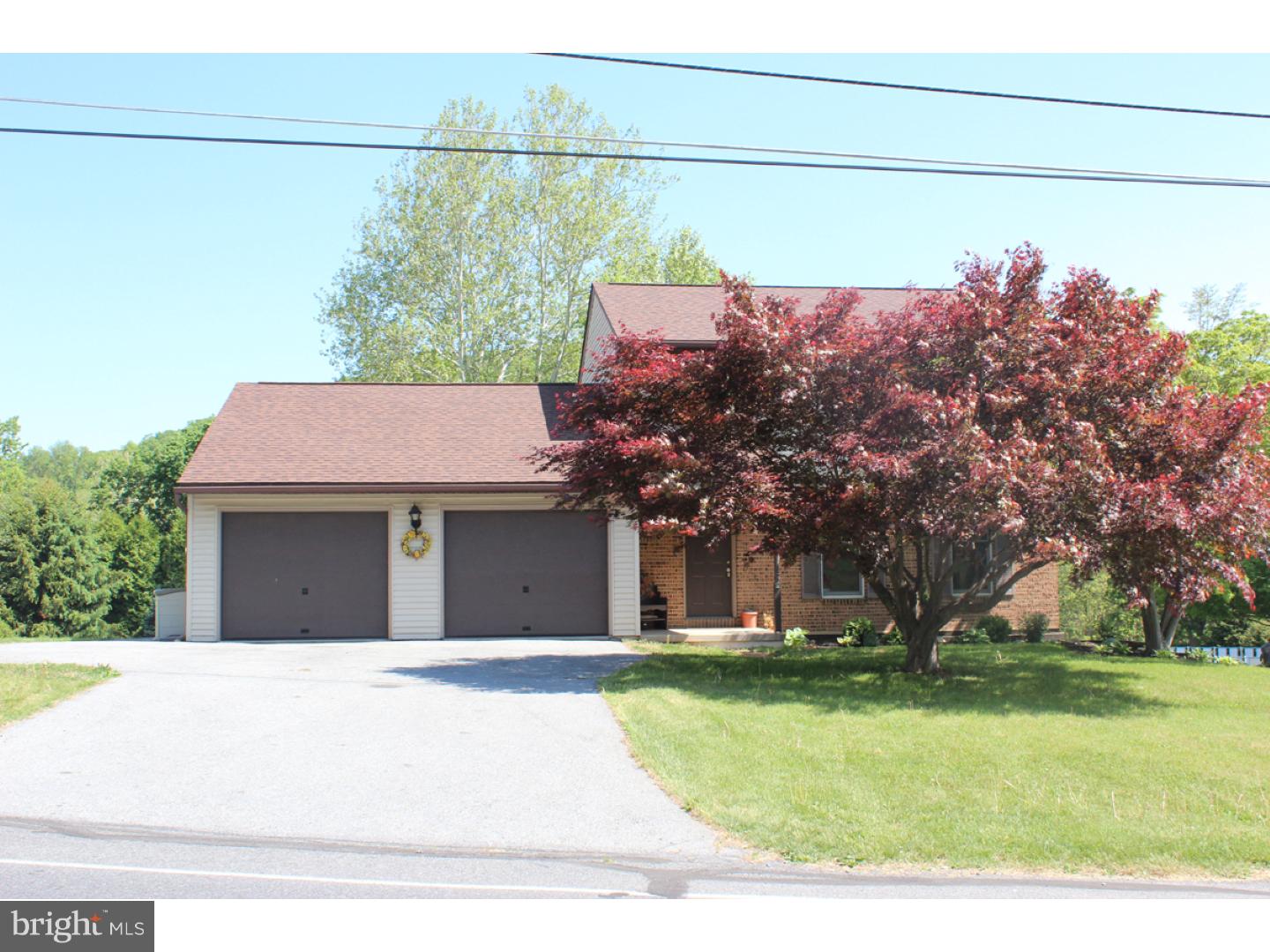 339 Parkview Road Reading, PA 19606 - Photo 3 of 25 Gallery Image 3