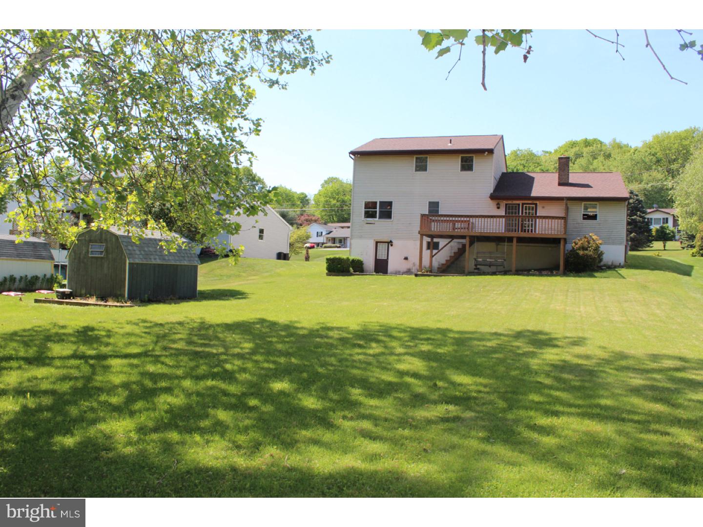 339 Parkview Road Reading, PA 19606 - Photo 23 of 25 Gallery Image 23