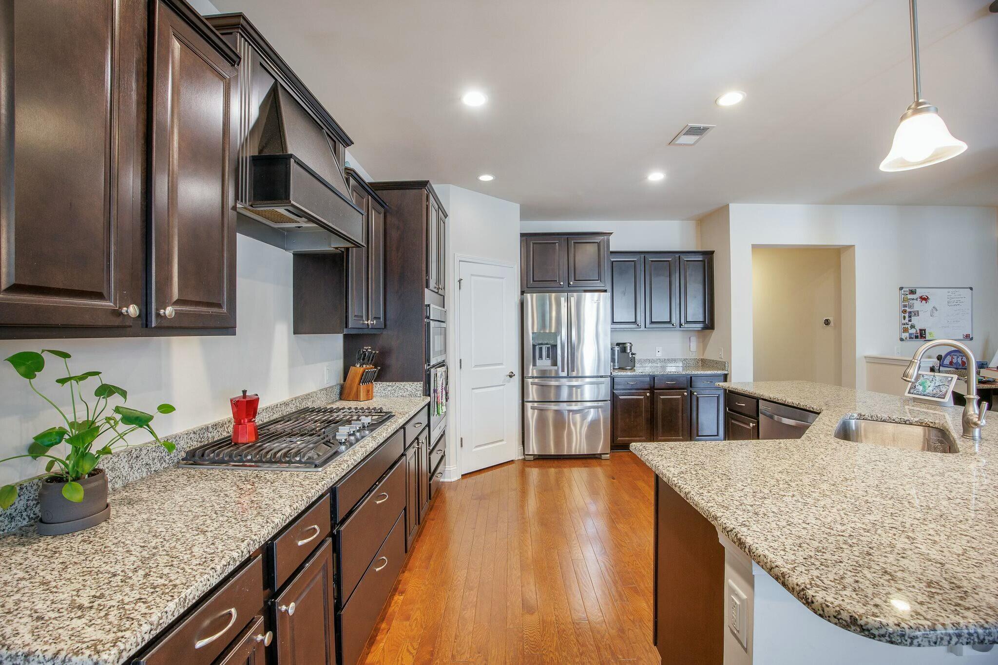 321 Decatur Drive Summerville, SC 29486 - Photo 8 of 29 Kitchen