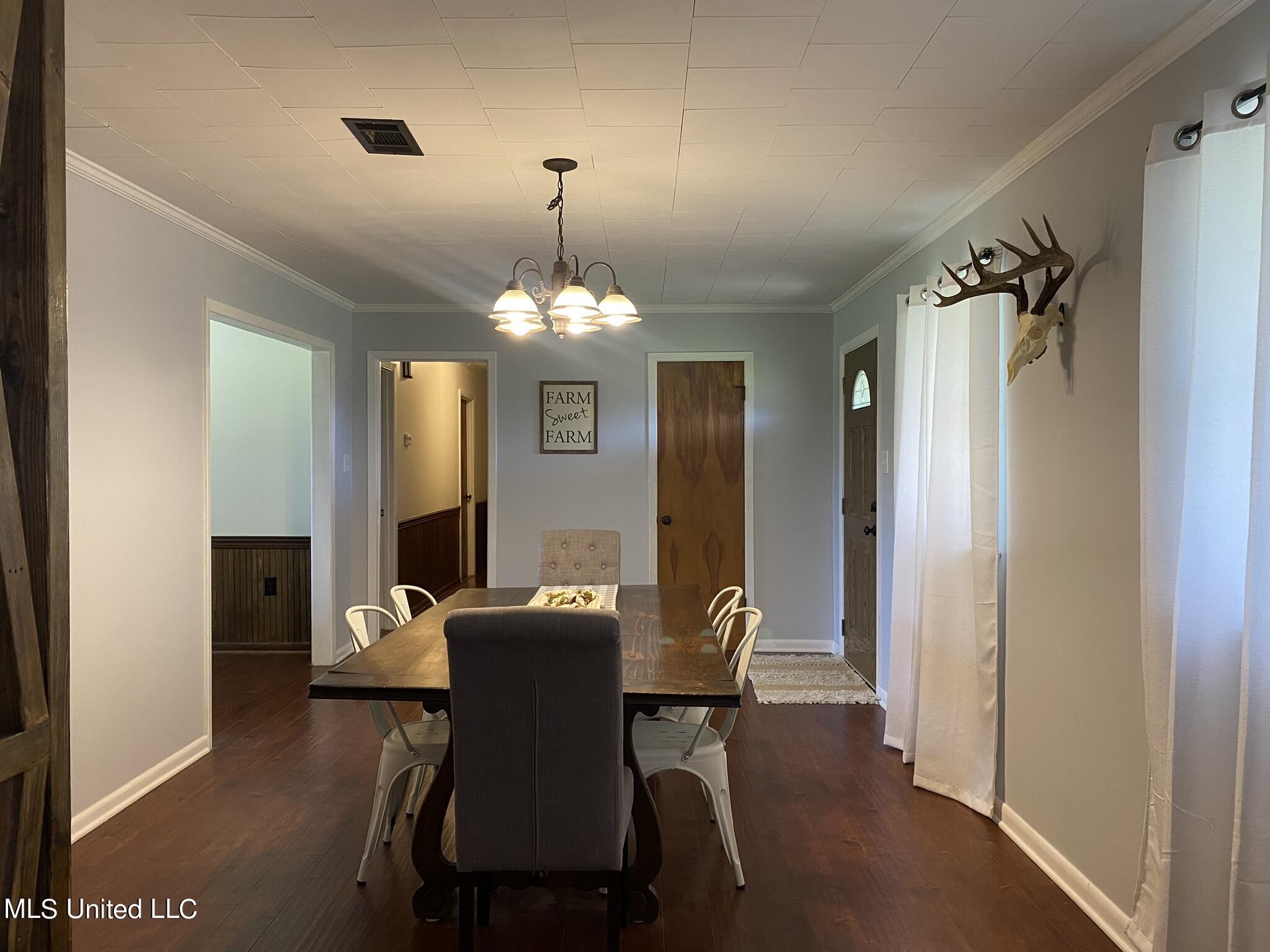 4457 Berryville Road Benton, MS 39039 - Photo 16 of 36 IMG_2694