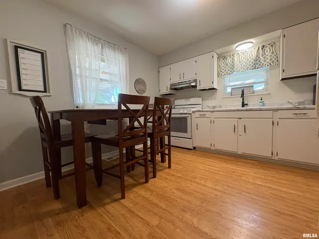 $112,500 | 23 Lavan Drive, Jacksonville, IL 62650