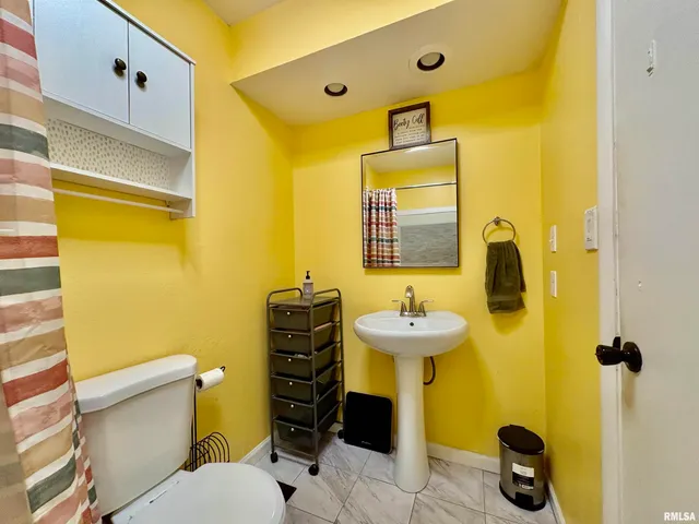 $112,500 | 23 Lavan Drive, Jacksonville, IL 62650