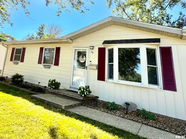 $112,500 | 23 Lavan Drive, Jacksonville, IL 62650