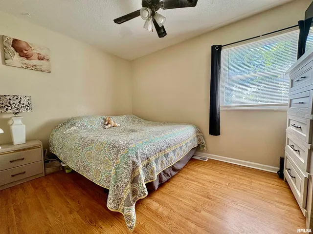 $112,500 | 23 Lavan Drive, Jacksonville, IL 62650