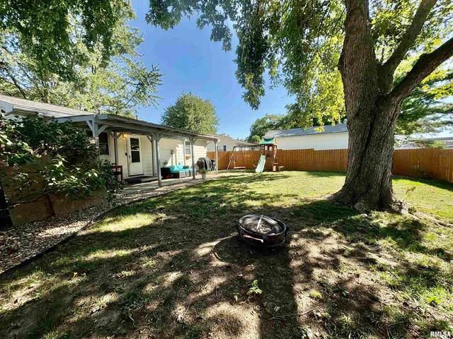 $112,500 | 23 Lavan Drive, Jacksonville, IL 62650