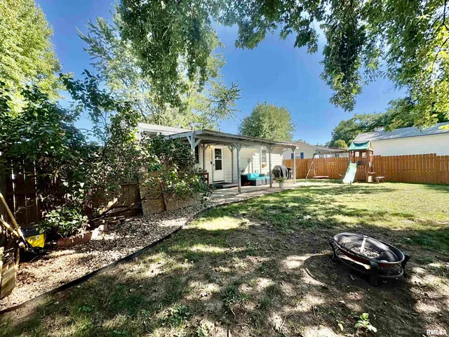 $112,500 | 23 Lavan Drive, Jacksonville, IL 62650