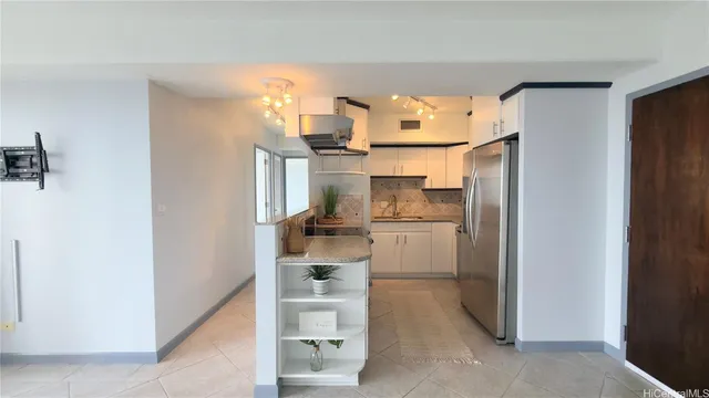 $3,700 | 419 Atkinson Drive, Unit 1205, Honolulu, HI 96814