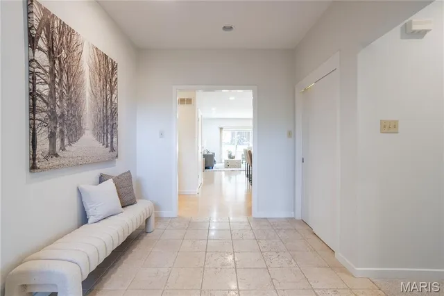 $1,649,900 | 8333 Kingsbury Boulevard, Clayton, MO 63105