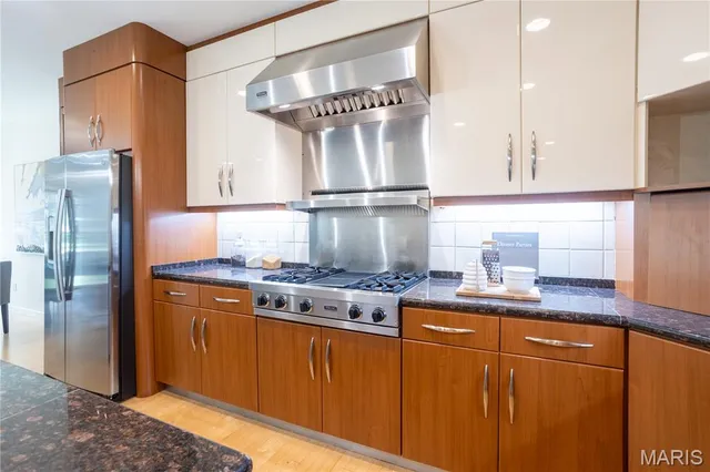 $1,649,900 | 8333 Kingsbury Boulevard, Clayton, MO 63105