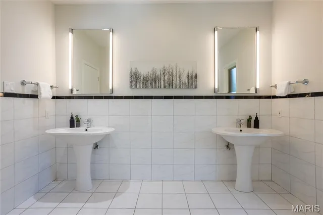 $1,649,900 | 8333 Kingsbury Boulevard, Clayton, MO 63105