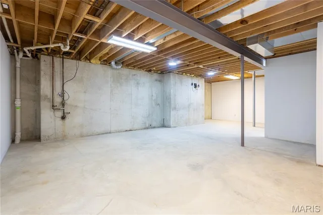 $1,649,900 | 8333 Kingsbury Boulevard, Clayton, MO 63105