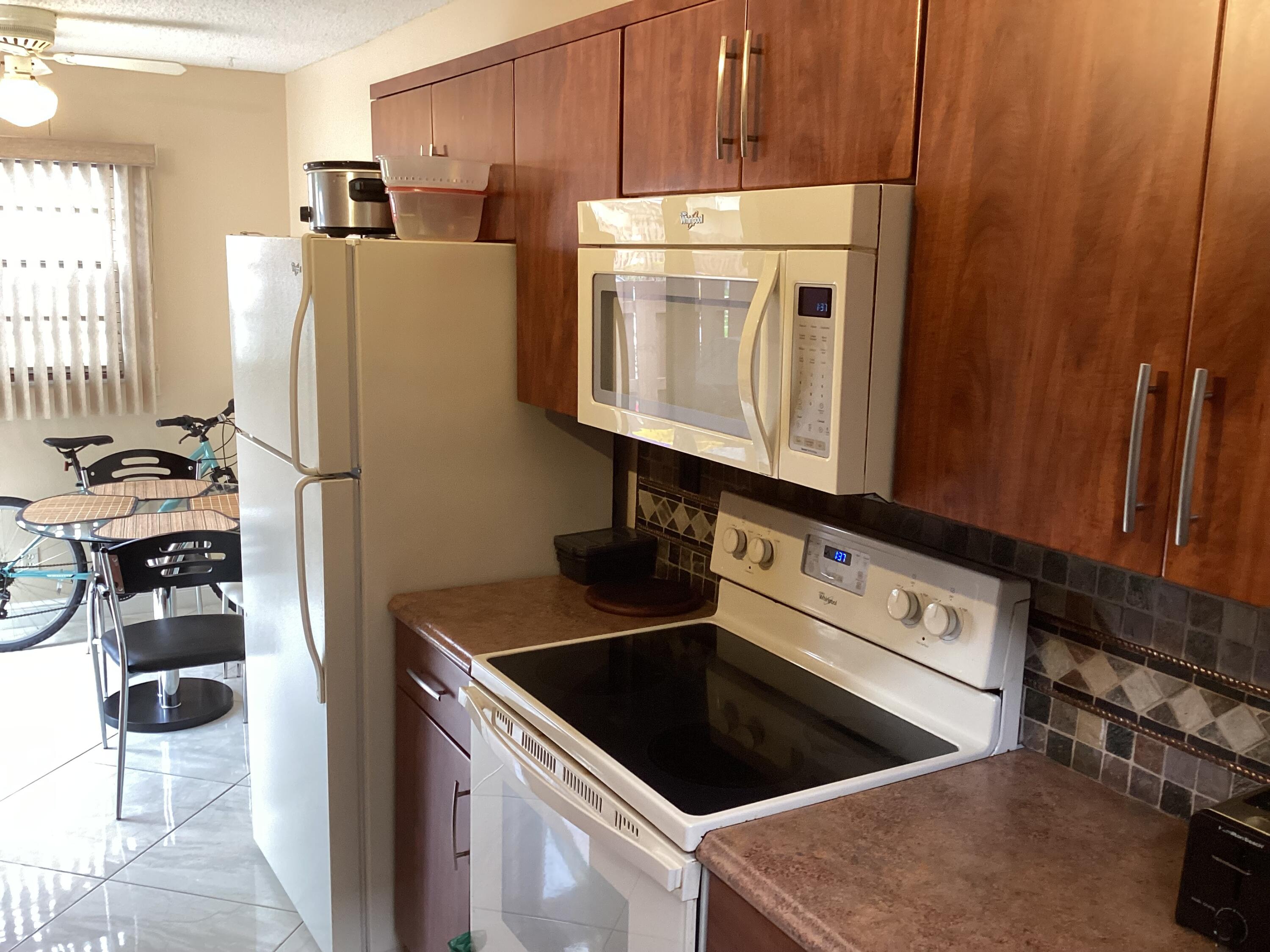 13941 Nesting Way, Unit C Delray Beach, FL 33484 - Photo 12 of 30 IMG_3090