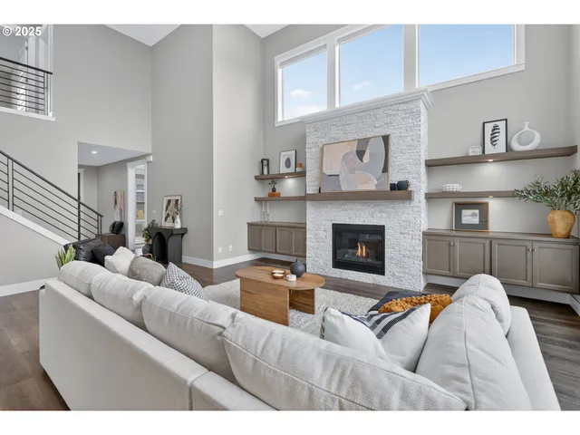 $975,000 | 18205 Northeast 81st Street, Vancouver, WA 98682