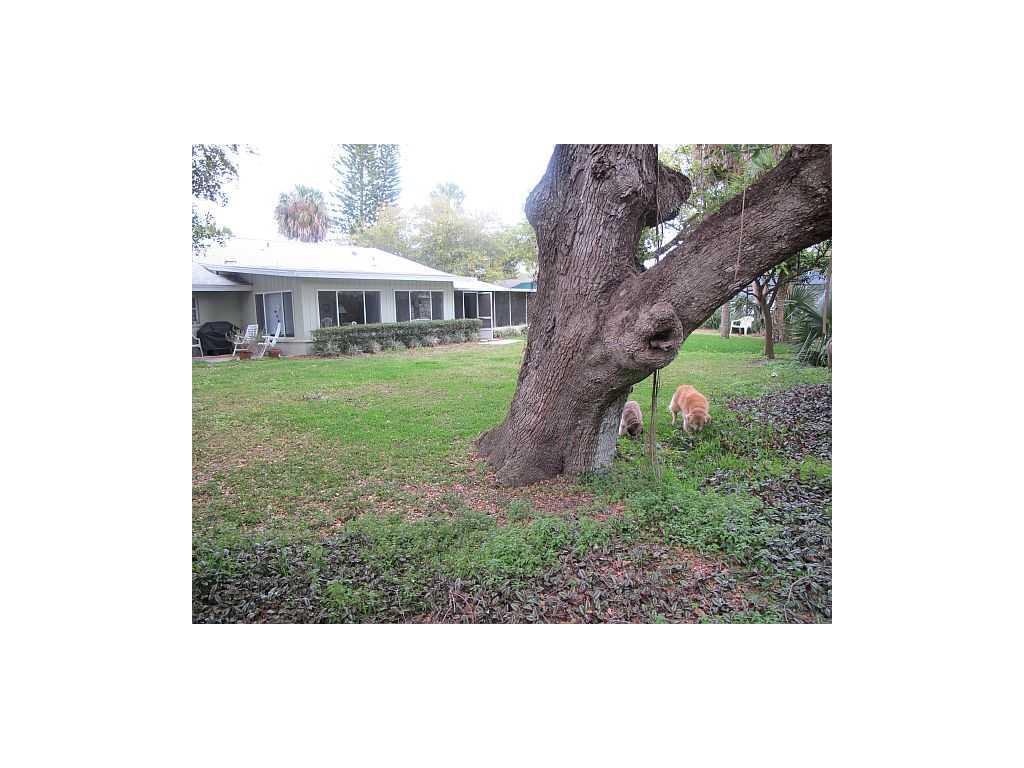 336 Greytwig Road Vero Beach, FL 32963 - Photo 15 of 18 Gallery Image 15