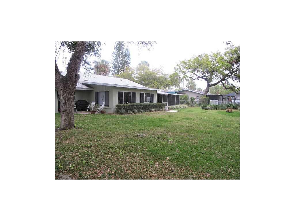 336 Greytwig Road Vero Beach, FL 32963 - Photo 16 of 18 Gallery Image 16