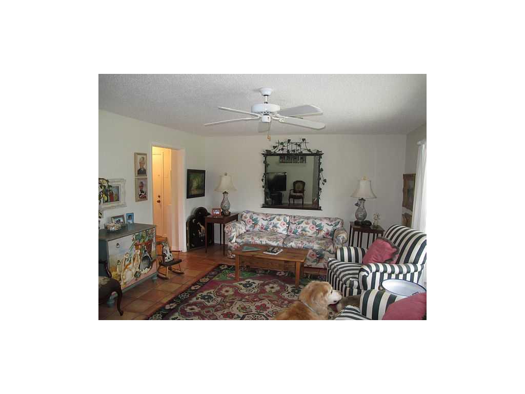 336 Greytwig Road Vero Beach, FL 32963 - Photo 3 of 18 Gallery Image 3