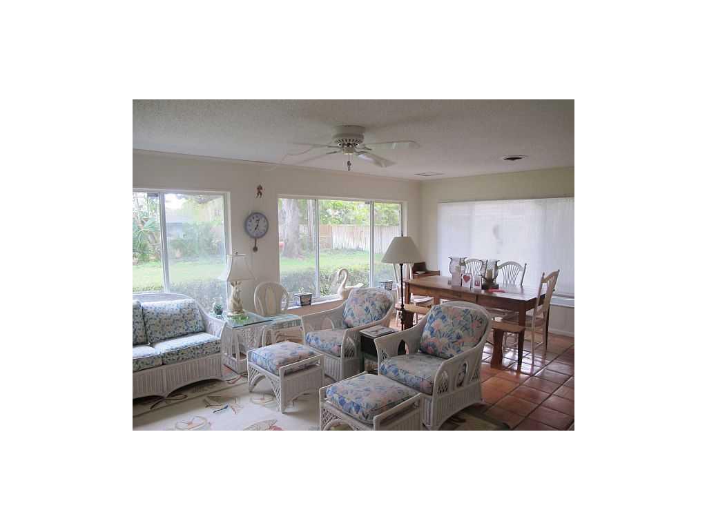 336 Greytwig Road Vero Beach, FL 32963 - Photo 10 of 18 Gallery Image 10