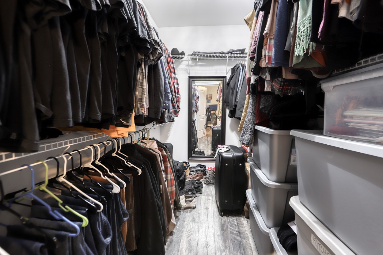 65 Sheltontown Road Manchester, TN 37355 - Photo 22 of 46 a view of walk in closet with clothes and shoes