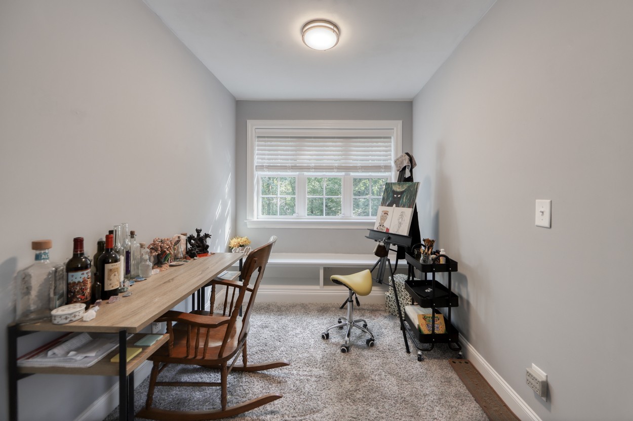65 Sheltontown Road Manchester, TN 37355 - Photo 26 of 46 a dining room with furniture and a window
