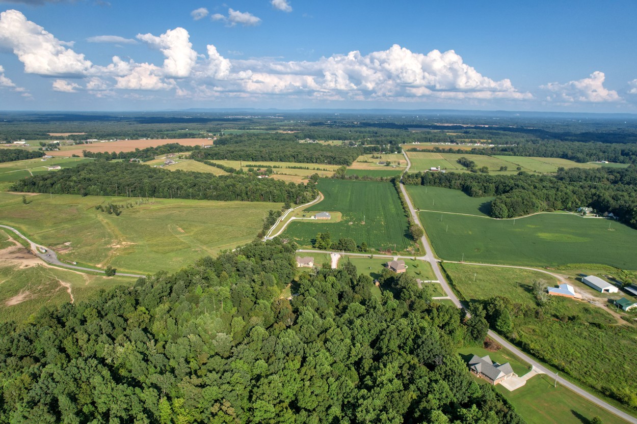 65 Sheltontown Road Manchester, TN 37355 - Photo 46 of 46 a view of an ocean and beach