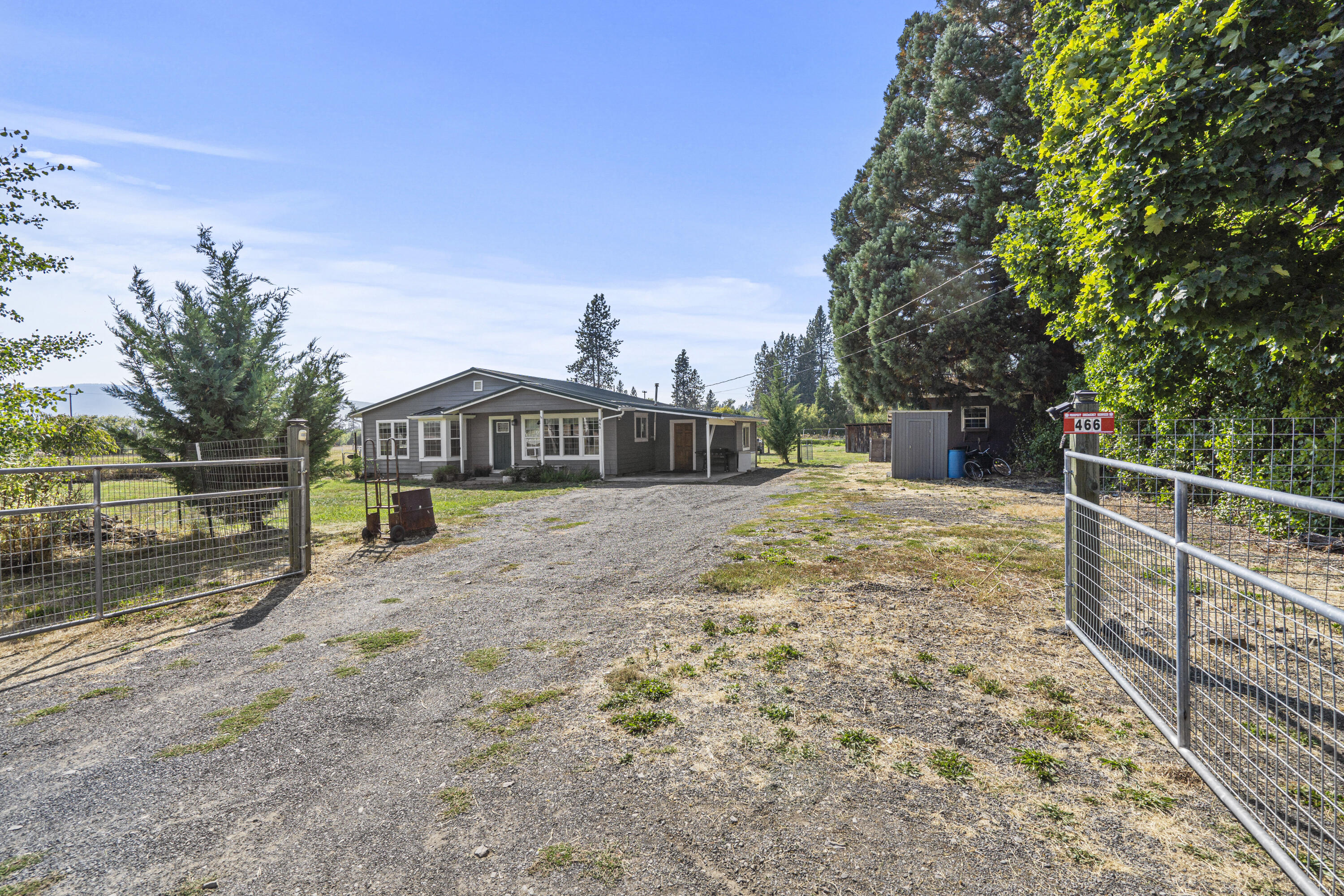 466 Goode Lane Prospect, OR 97536 - Photo 4 of 40 466 Goode Lane 22