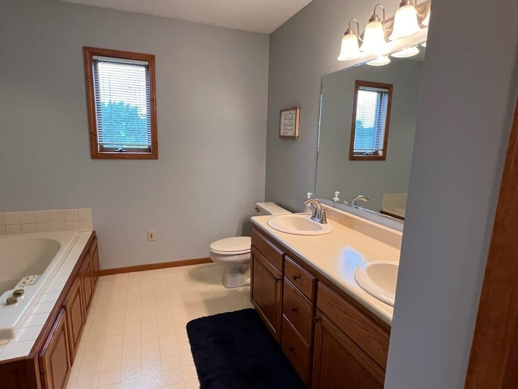 5101 Holly Oak Road Fort Wayne, IN 46845 - Photo 14 of 34 Gallery Image 14