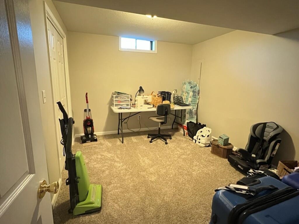5101 Holly Oak Road Fort Wayne, IN 46845 - Photo 24 of 34 Gallery Image 24