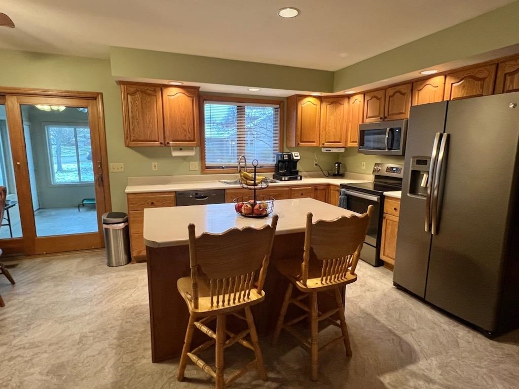 5101 Holly Oak Road Fort Wayne, IN 46845 - Photo 3 of 34 Gallery Image 3